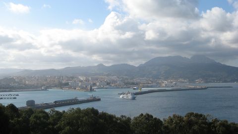 Ceuta añade una parcela del Centro Penitenciario a la acogida de migrantes (RD 761/2026)